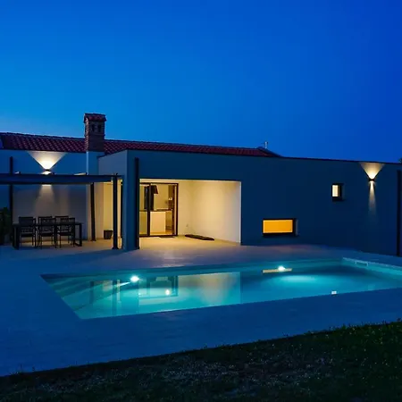 Lia With Pool - Luxury In Vintijan, Near And Medulin Pula
