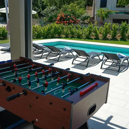 Villa Lia With Pool - Luxury In Vintijan, Near And Medulin Pola