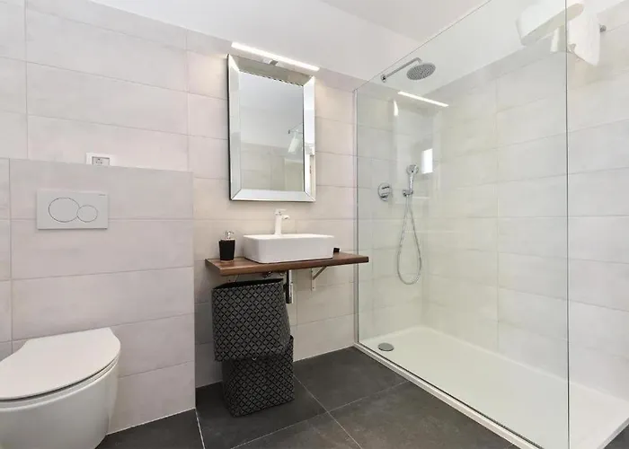 Lia With Pool - Luxury In Vintijan, Near And Medulin